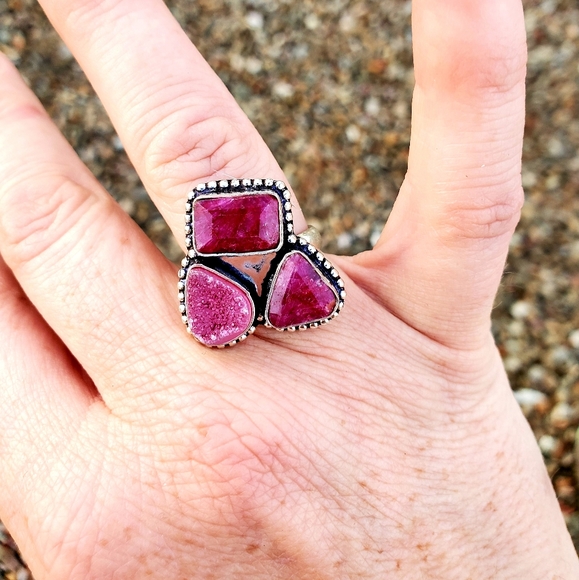 New Cherry Ruby and Druzy 925 Silver Ring. - Picture 12 of 14